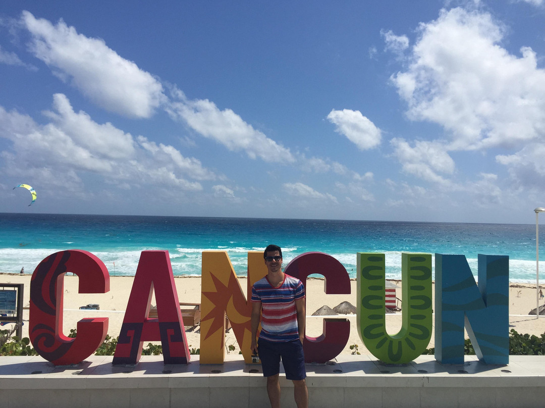 海豚海滩-坎昆必去景点