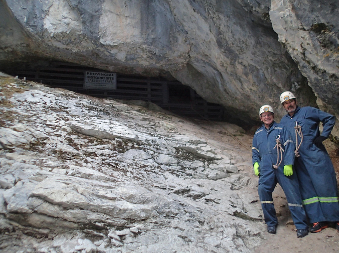 Canmore Cave Tours-坎莫尔必去景点