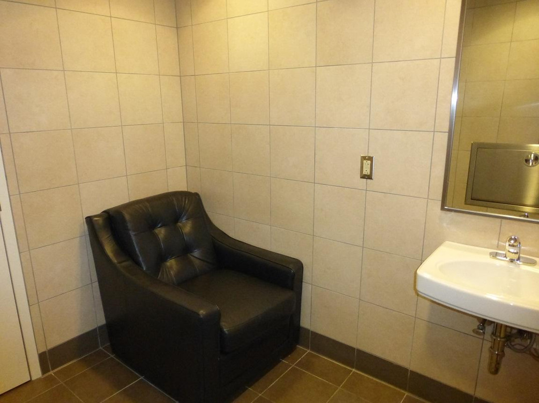 克里斯蒂娜购物中心-纽瓦克必去景点