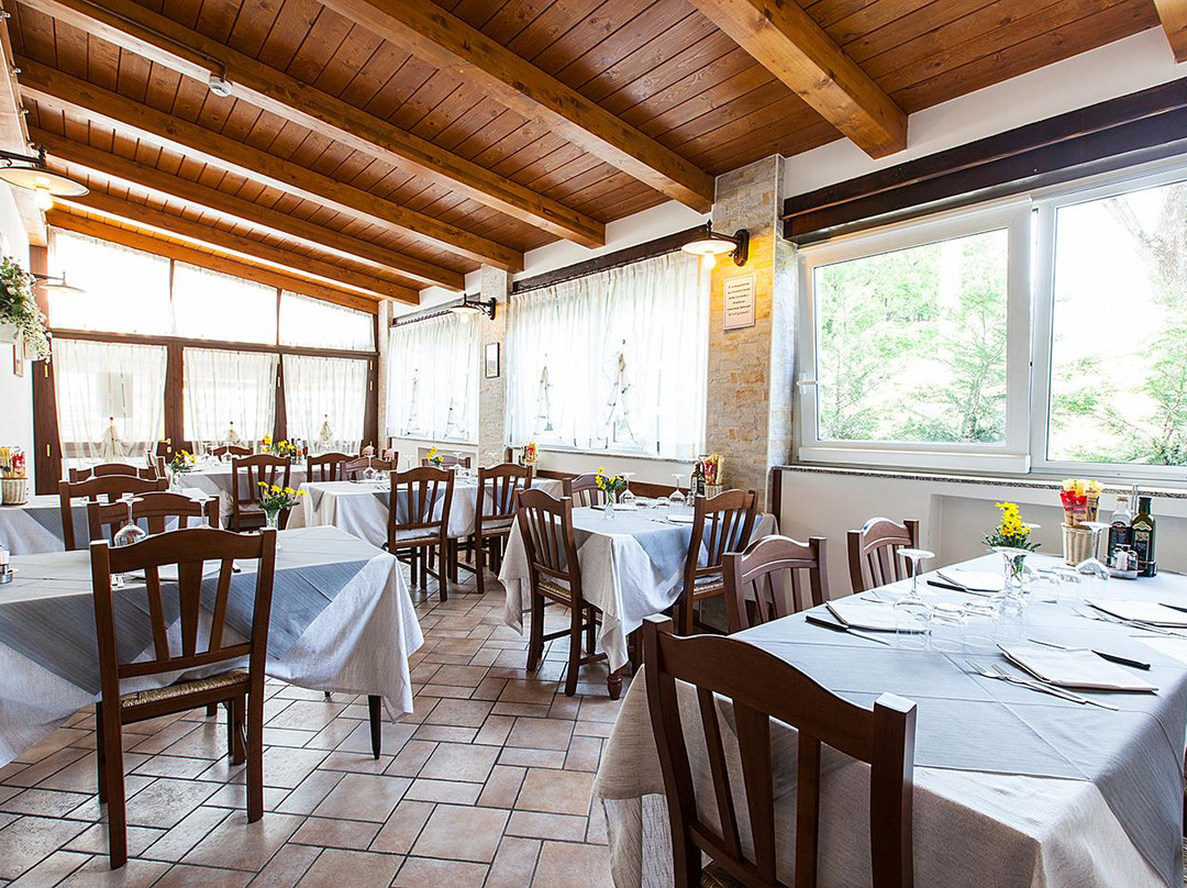 圣彼得罗泰尔梅堡酒店住宿-Osteria da Cesare & Locanda