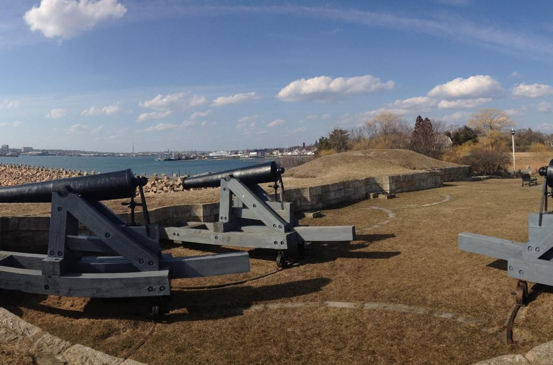 Fort Phoenix State Reservation景点图片