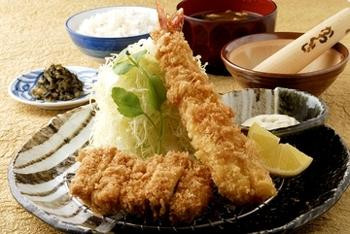 名代とんかつ かつくら 成城コルティ店