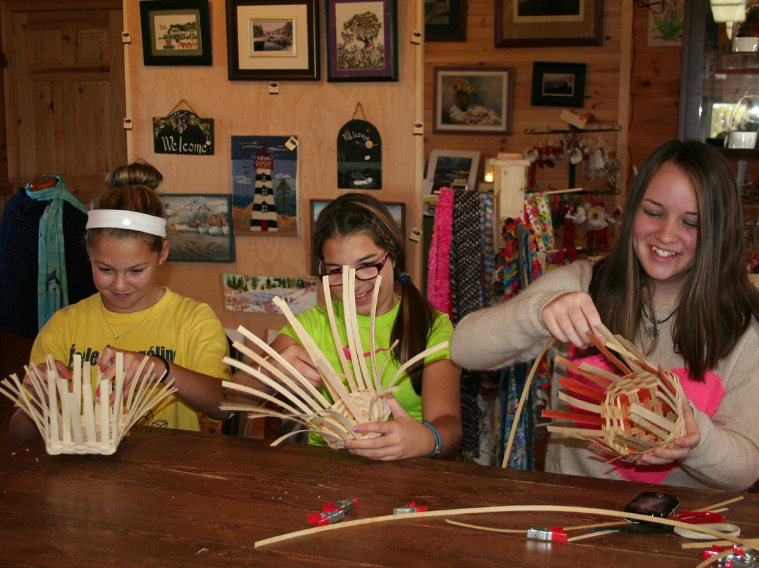 Island Traditions Store:Home of the Basket Weavers-Richmond必去景点