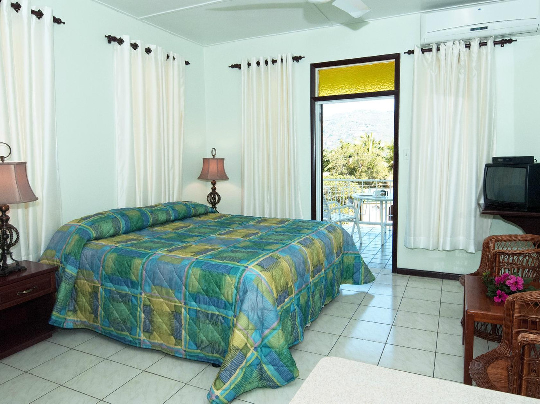 Sea View Hotel主图