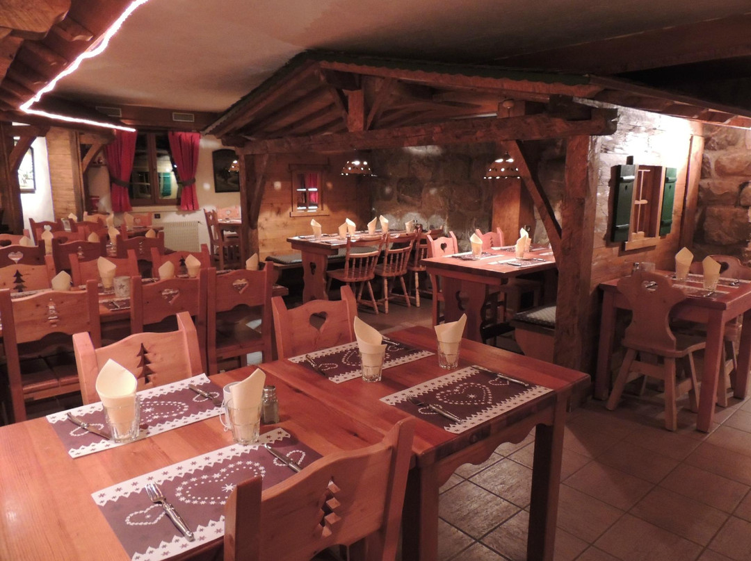 莱热餐馆和美食-Le Tyrol