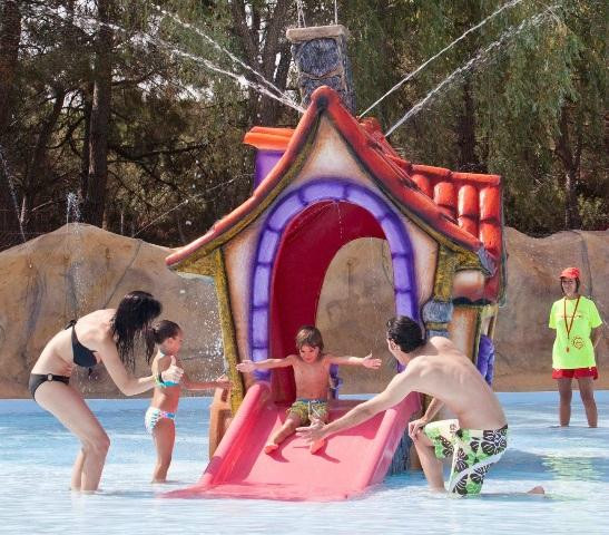 Aquopolis Villanueva de la Canada-马德里卡尼亚达新镇必去景点