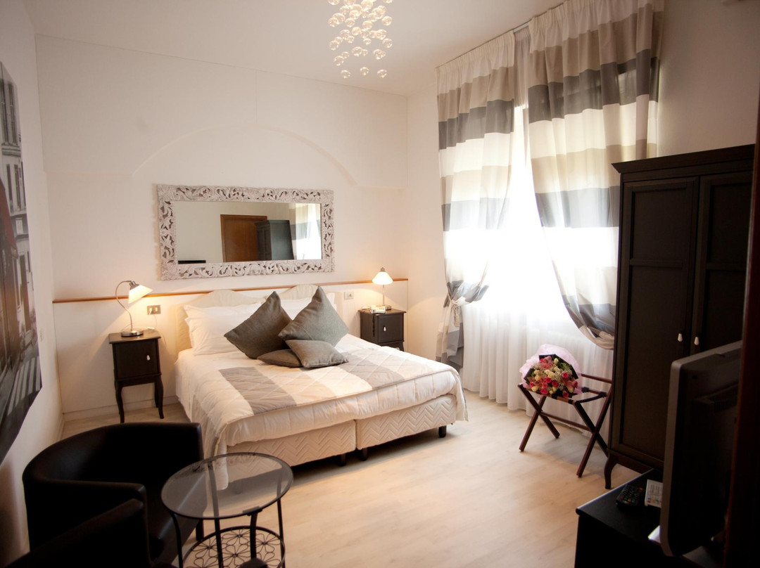 Hotel Mini Palace - Small & Charming