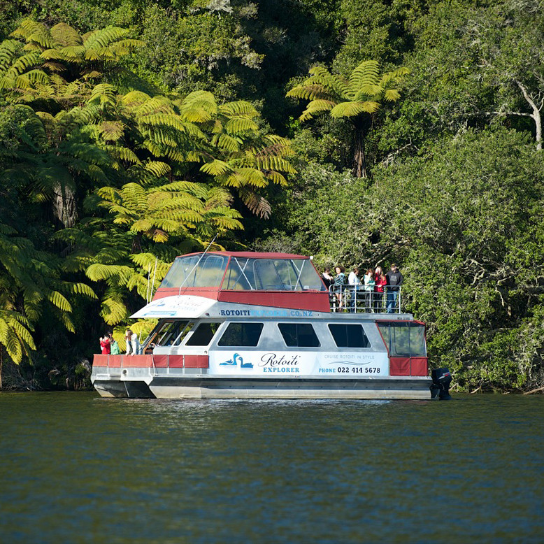 Rotoiti Explorer - Lake Cruises景点图片