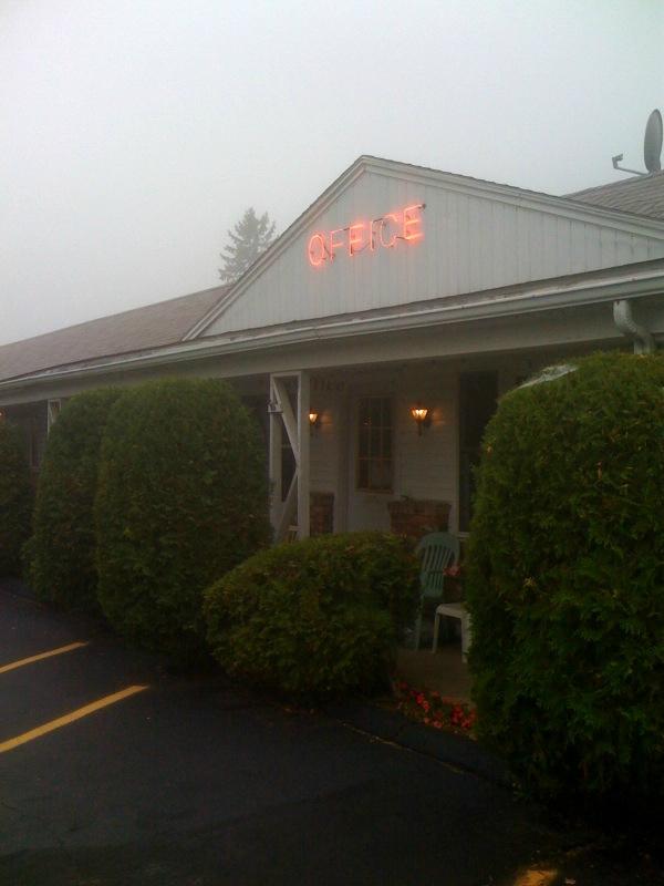Edgewood Court Motel-浴室