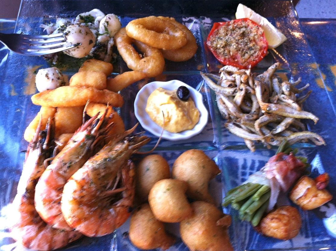 滨海拉塞纳餐馆和美食-La terrasse du port