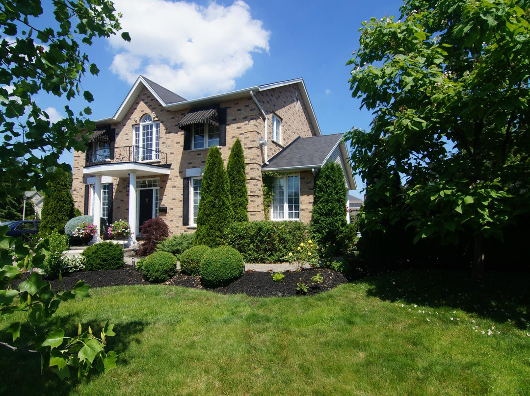 In Elegance Bed and Breakfast