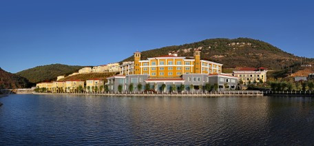 山西阳泉阳煤集团药林会议中心主图