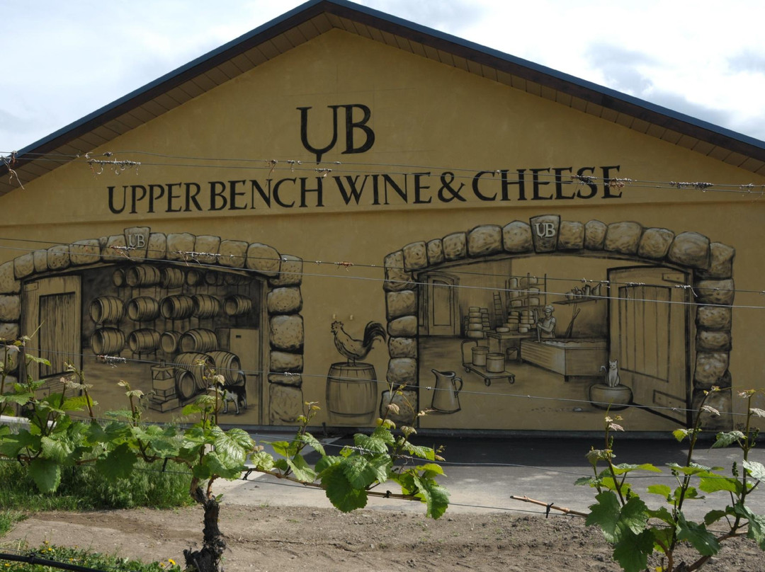 Upper Bench Estate Winery & Creamery景点图片