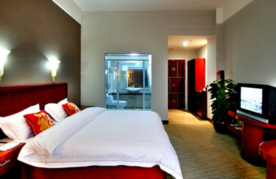 东春大酒店主图