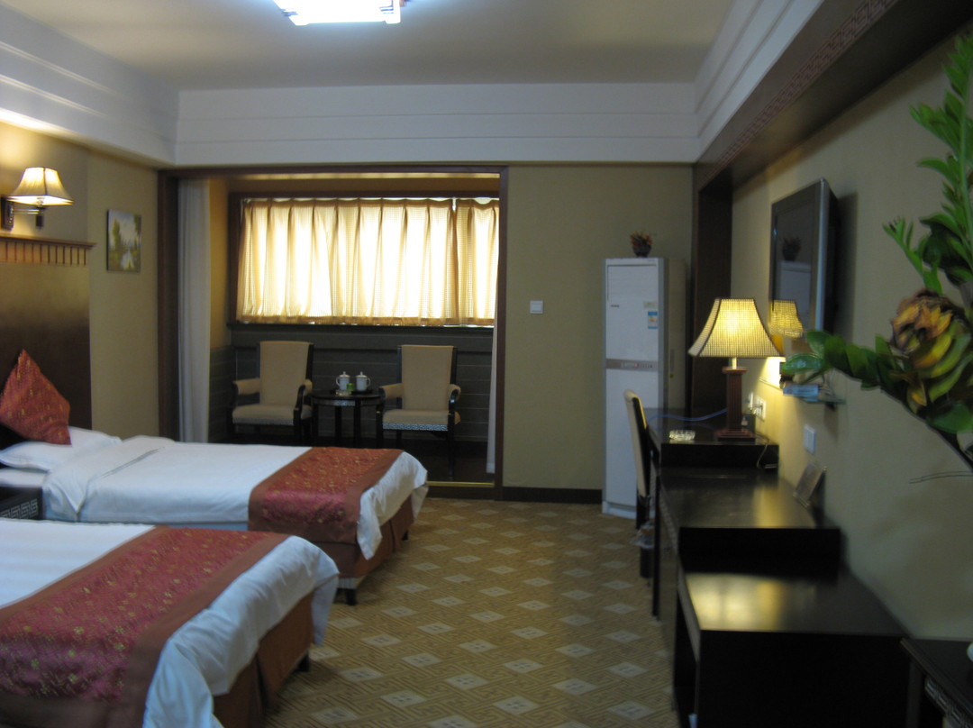 嘉汇环球宾馆主图