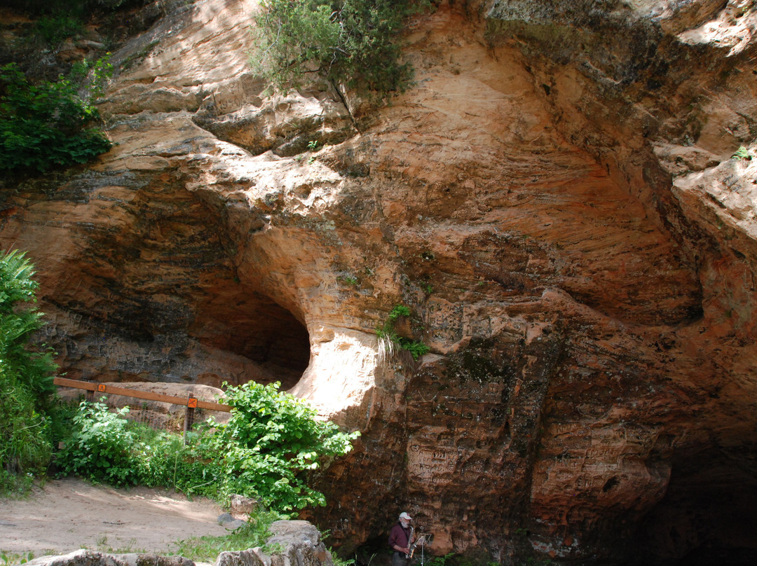 Gutmanis Cave-锡古尔达必去景点