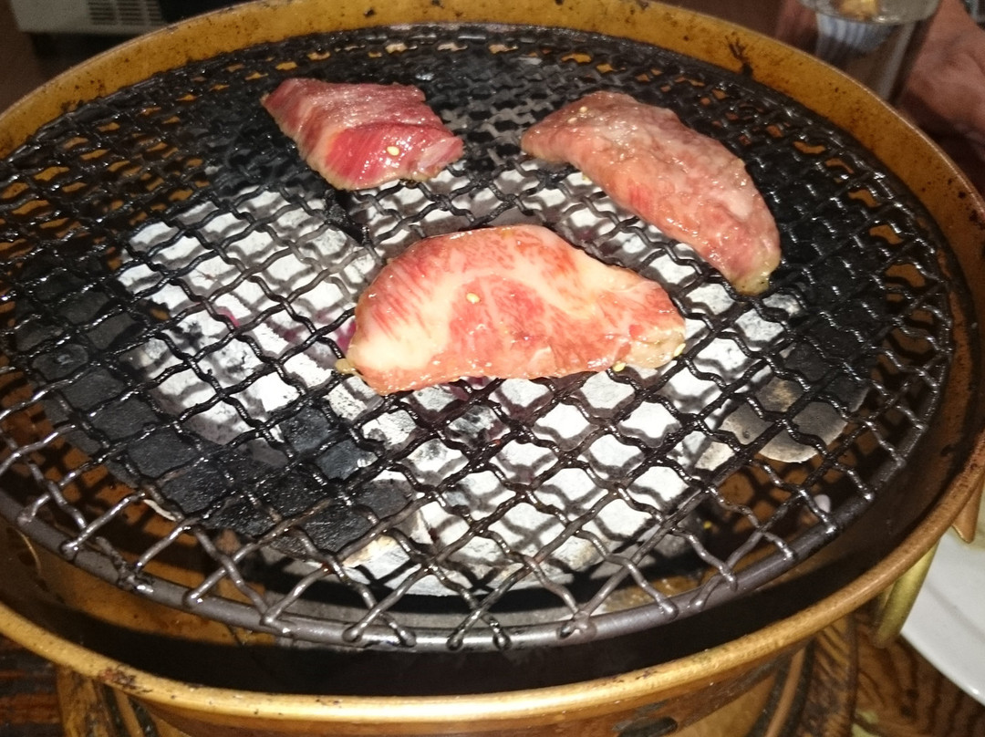 炭火焼肉みやいり