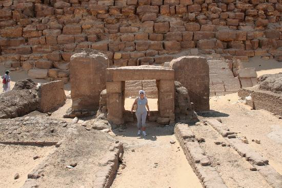 Pyramids of Dahshour-吉萨必去景点