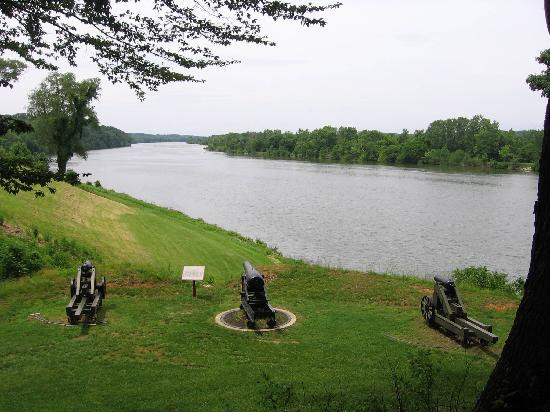 Fort Donelson National Battlefield-Dover必去景点