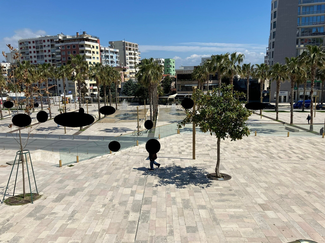 Town Square - Sheshi Liria - Plac-杜勒斯必去景点