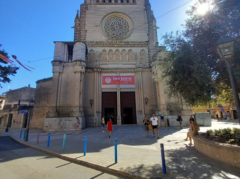 Parroquia de la Mare de Deu dels Dolors-马纳科尔必去景点