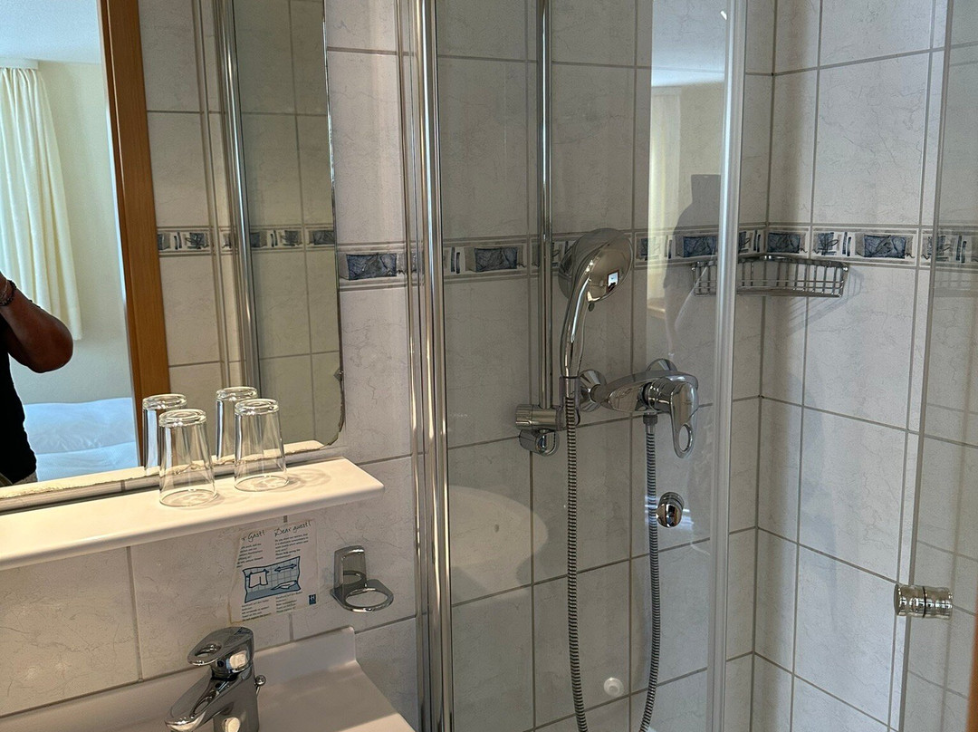 Hotel Gasthof Kreuz主图