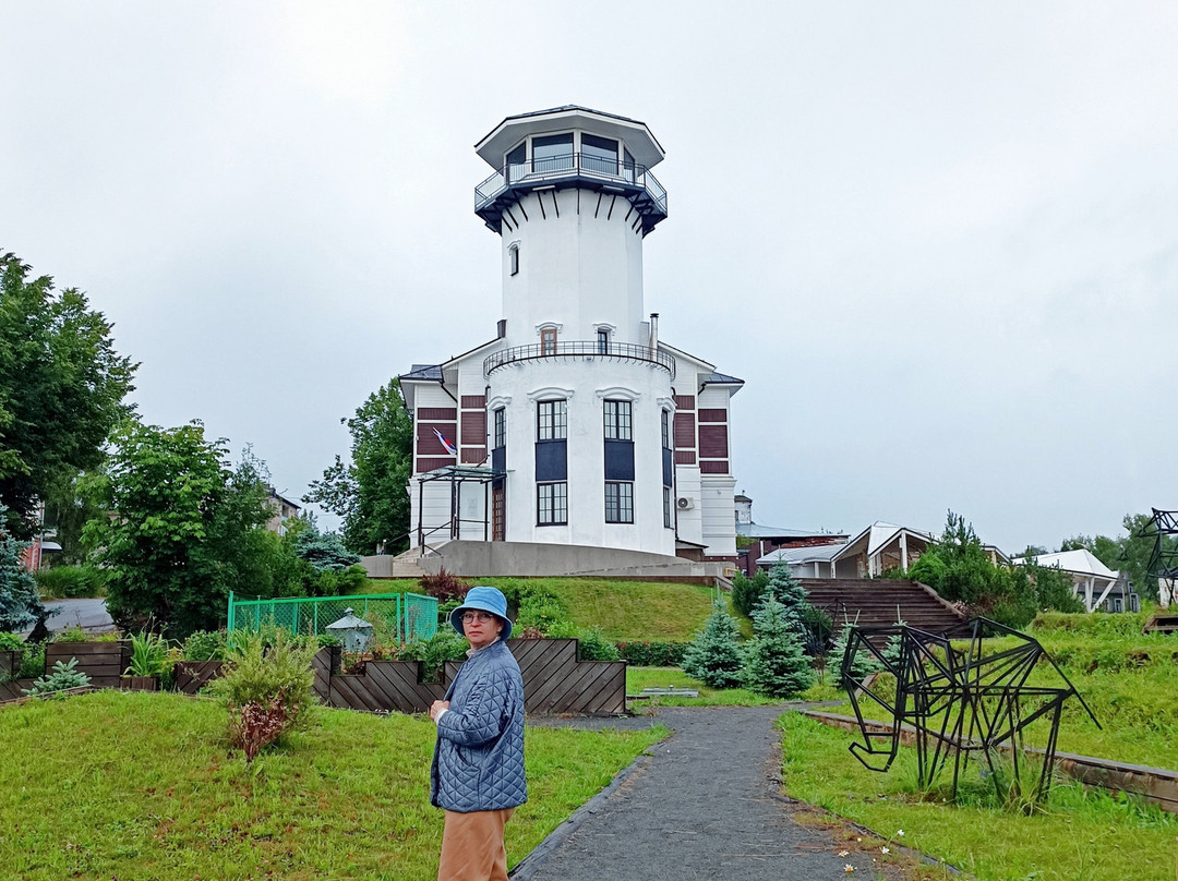 Wardenclyffe-Volgo-Balt Hotel主图