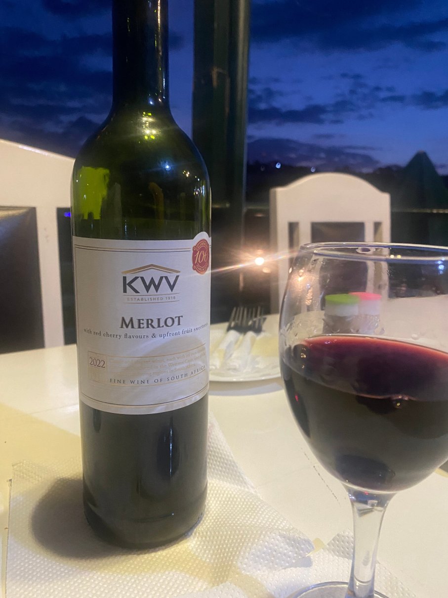 Ryan's Bay Hotel-官方