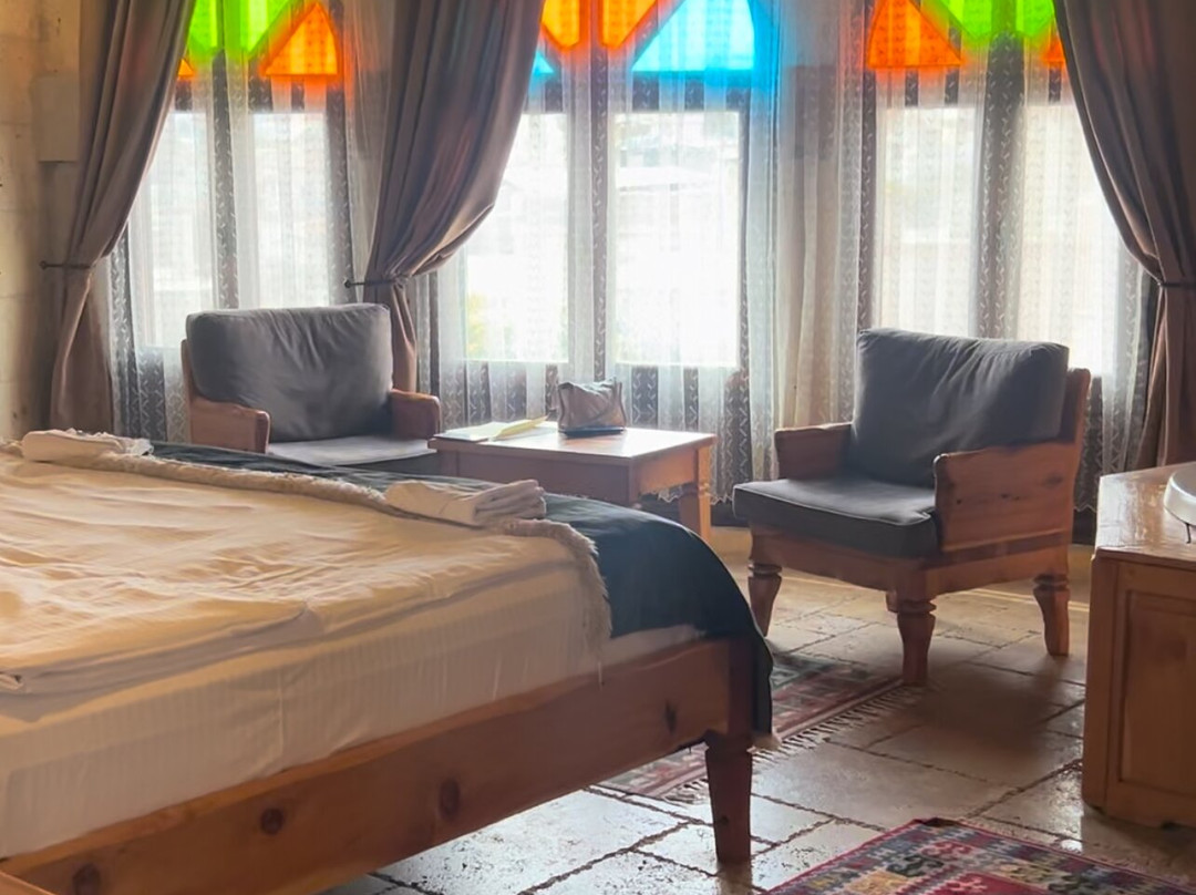 Pome Granate Cave Hotel主图