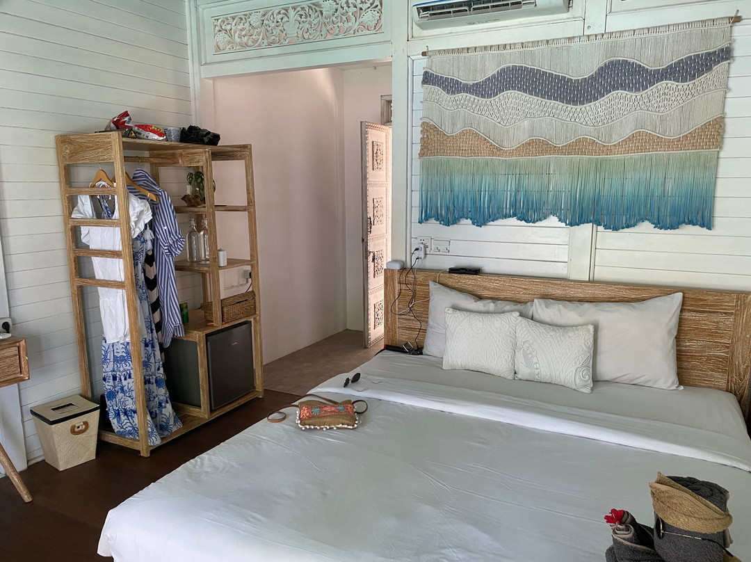 Mambo Beach Resort主图