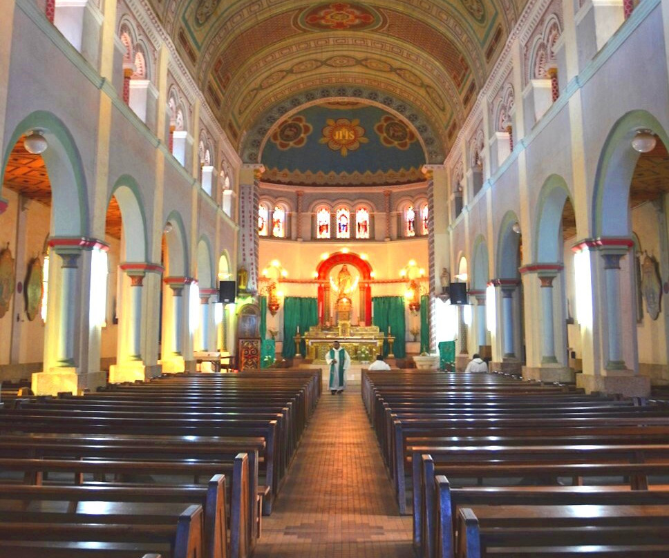 Cattedrale Di Ambozontany景点图片