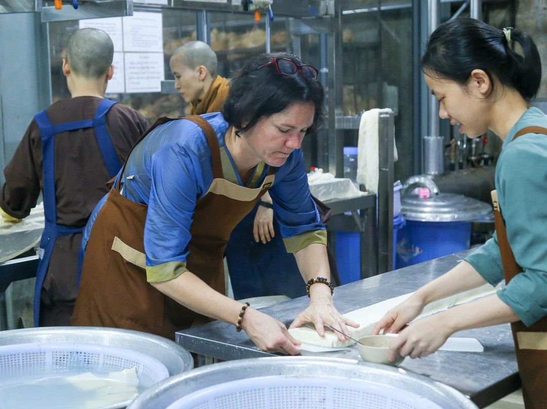 Thien Ton Phat Quang