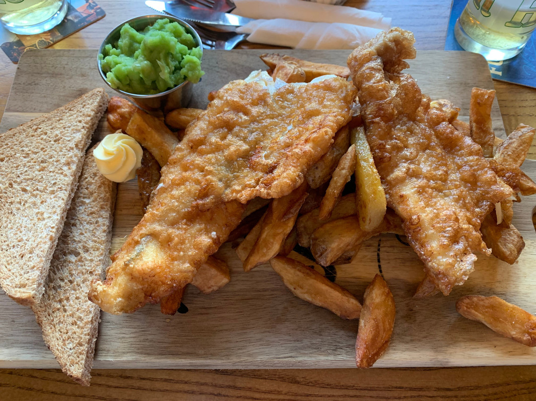 Ivanhoe Hotel Scarborough主图