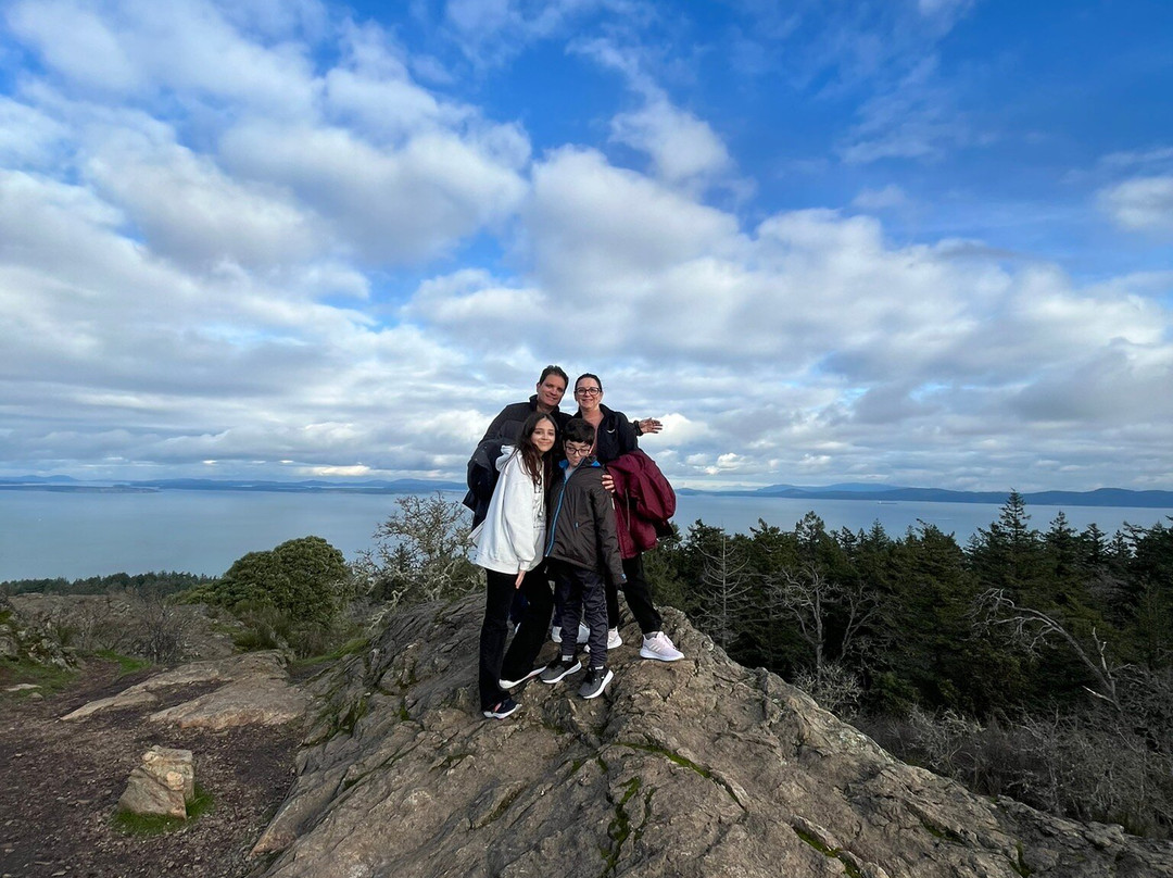 Mount Douglas Park景点图片