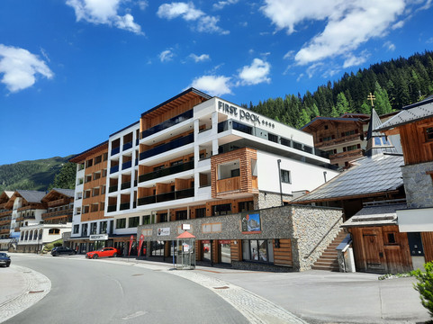 Firstpeak Zauchensee主图