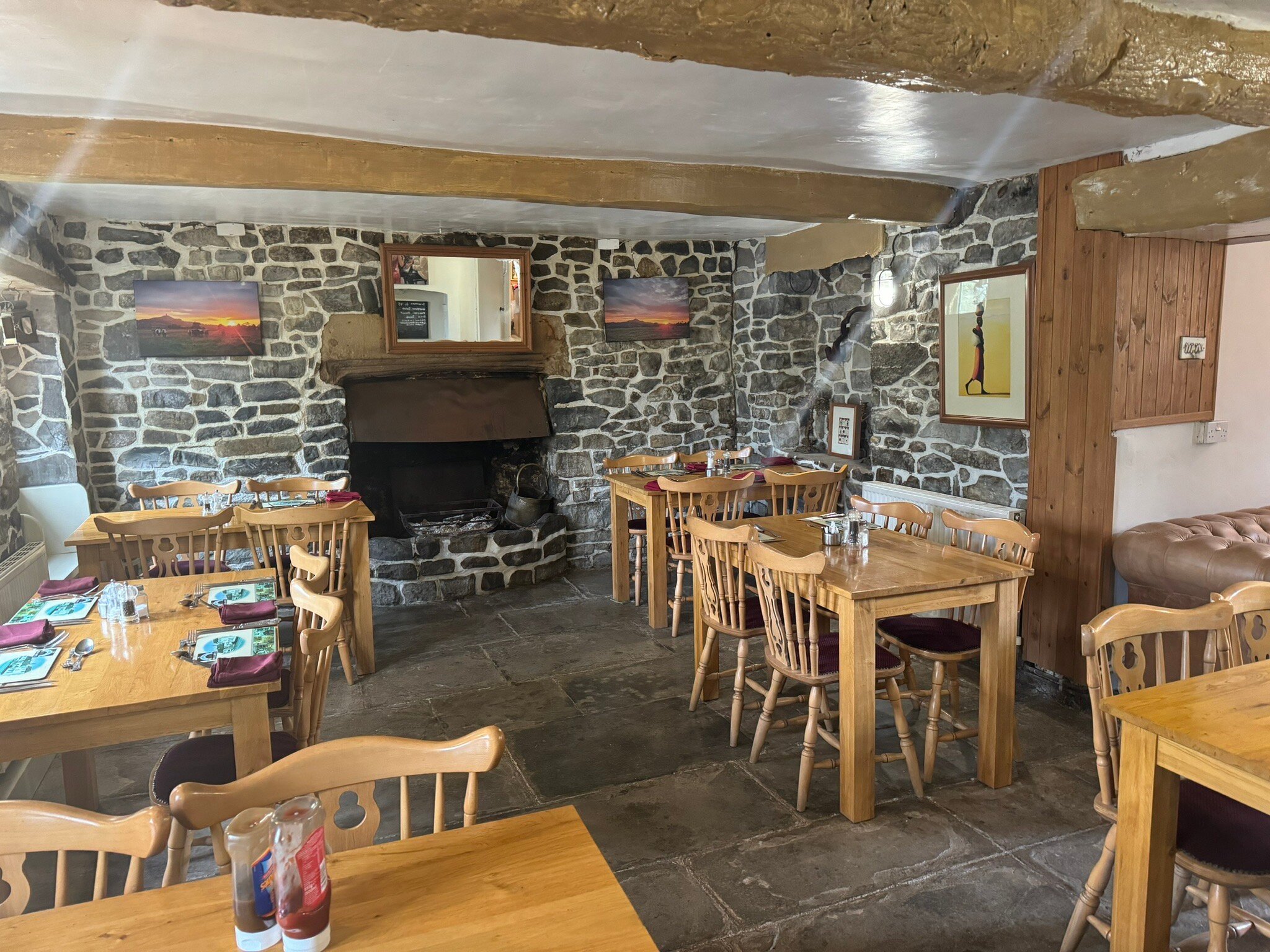 The Pecking Mill Inn-官方