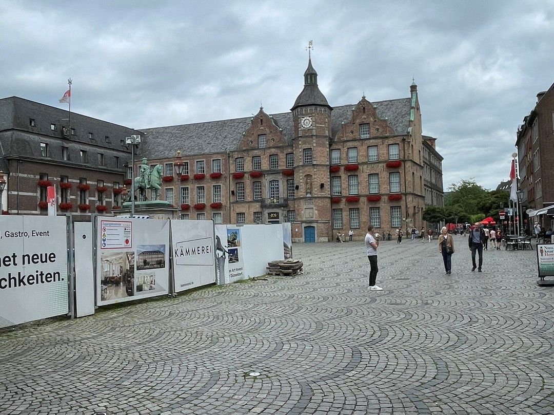 Marktplatz-杜塞尔多夫必去景点