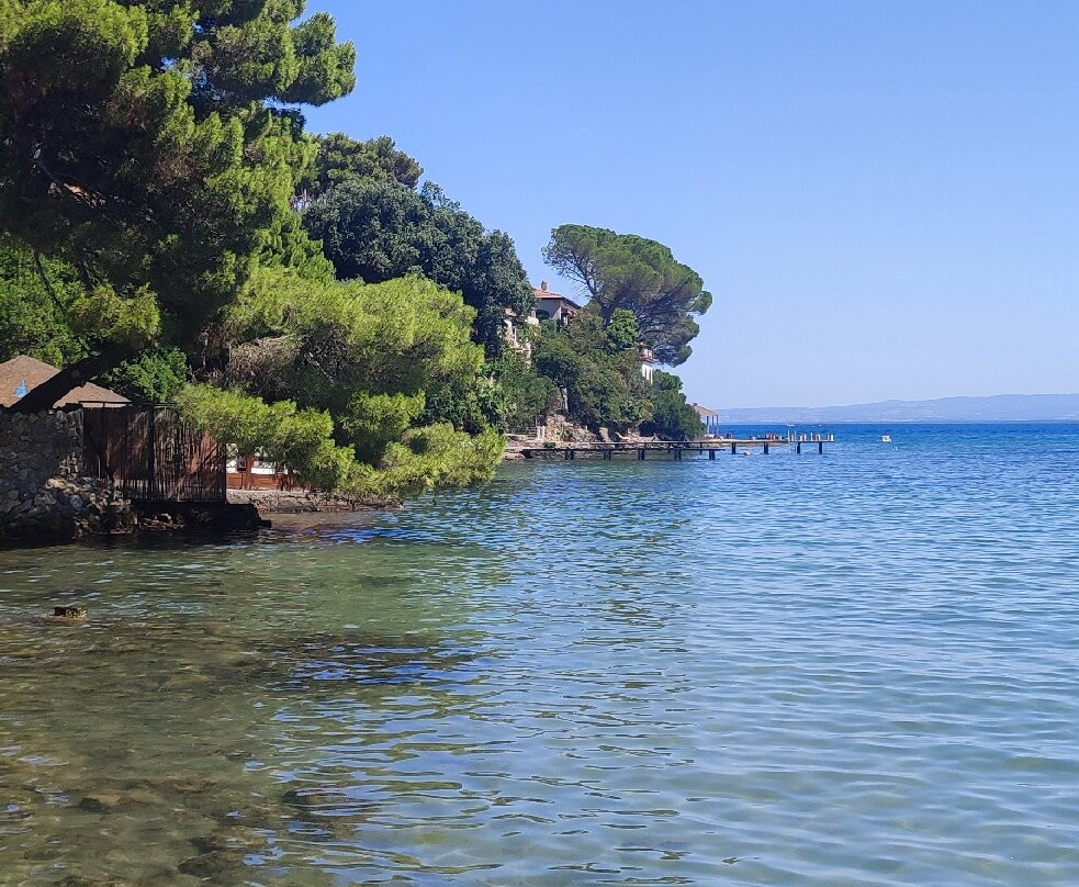Spiaggia Pozzarello景点图片