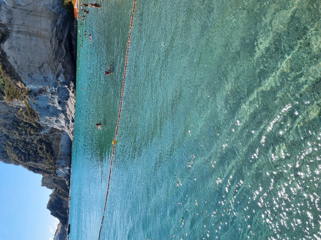 Spiaggia Di Frontone景点图片