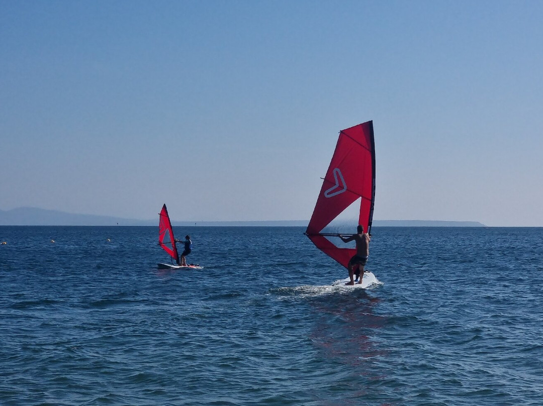 Eolo Scuola di Windsurf-Torre Grande必去景点
