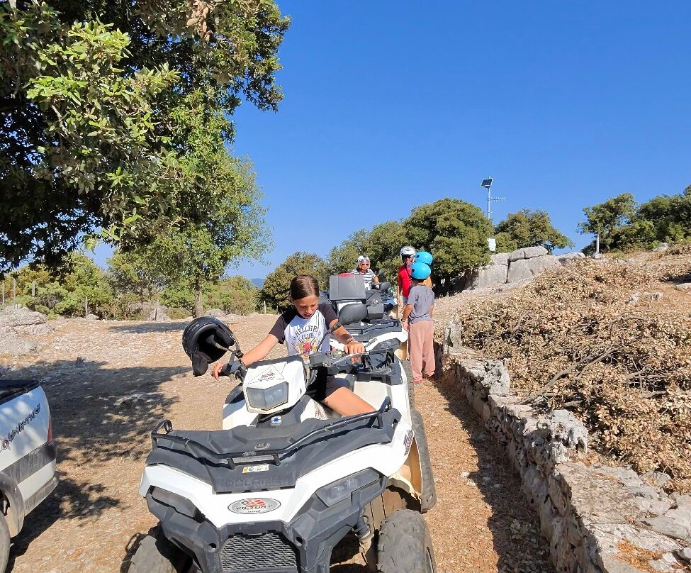 Wild Ogliastra Escursioni in Quad e fuorostrada-Ulassai必去景点