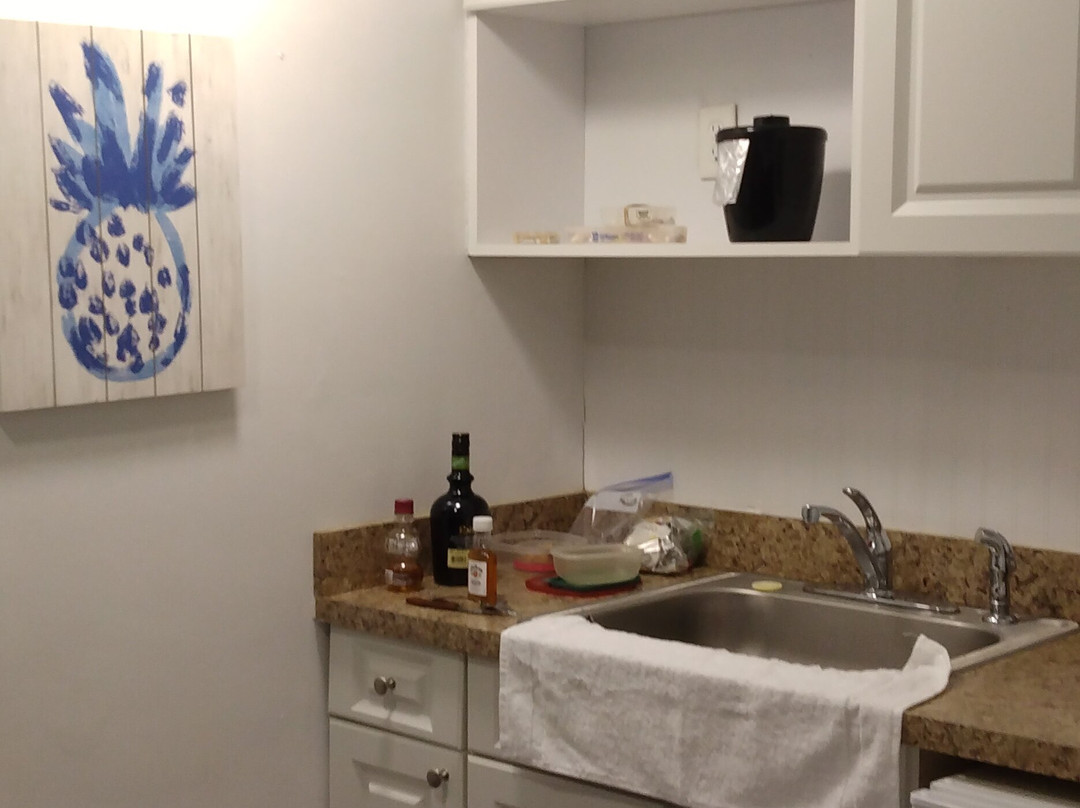 Sandalwood Beach Resort主图