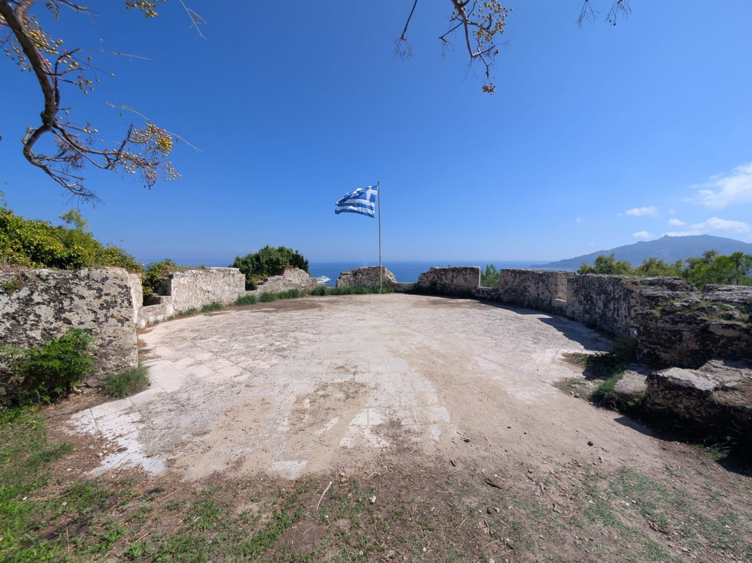 Enetikó Kástro Bóchalis-Bochali必去景点