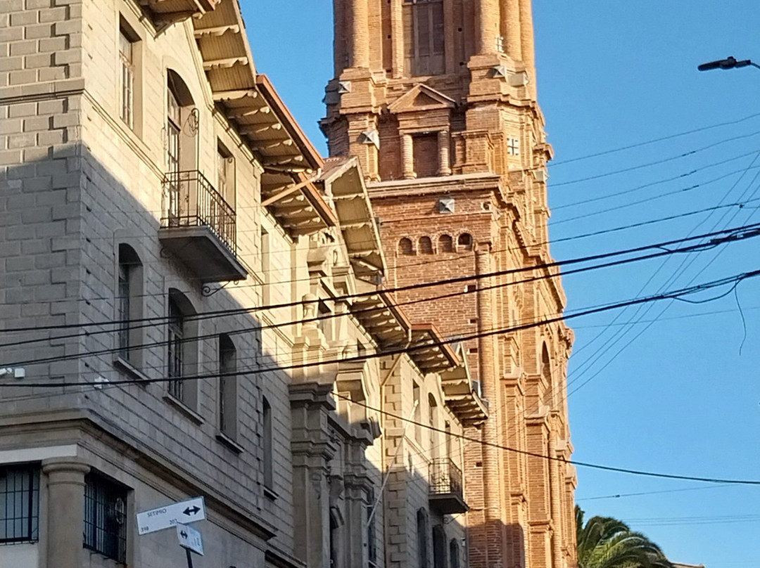 Iglesia San Francisco del Cerro Barón-瓦尔帕莱索必去景点