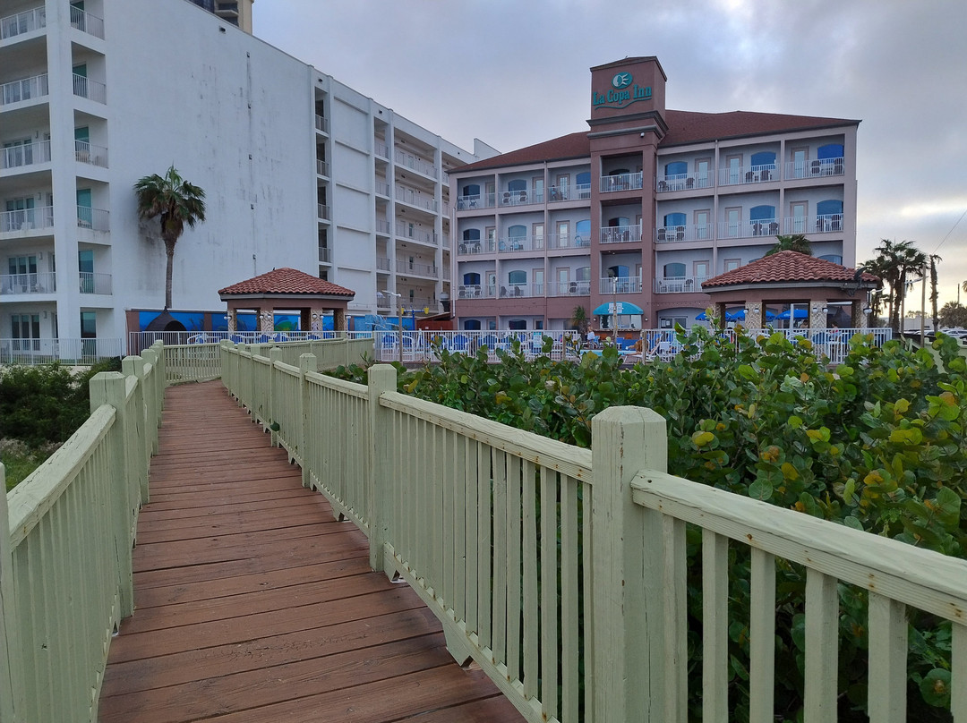 拉科帕茵海滩酒店主图