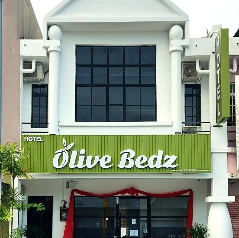 奥利弗贝兹酒店