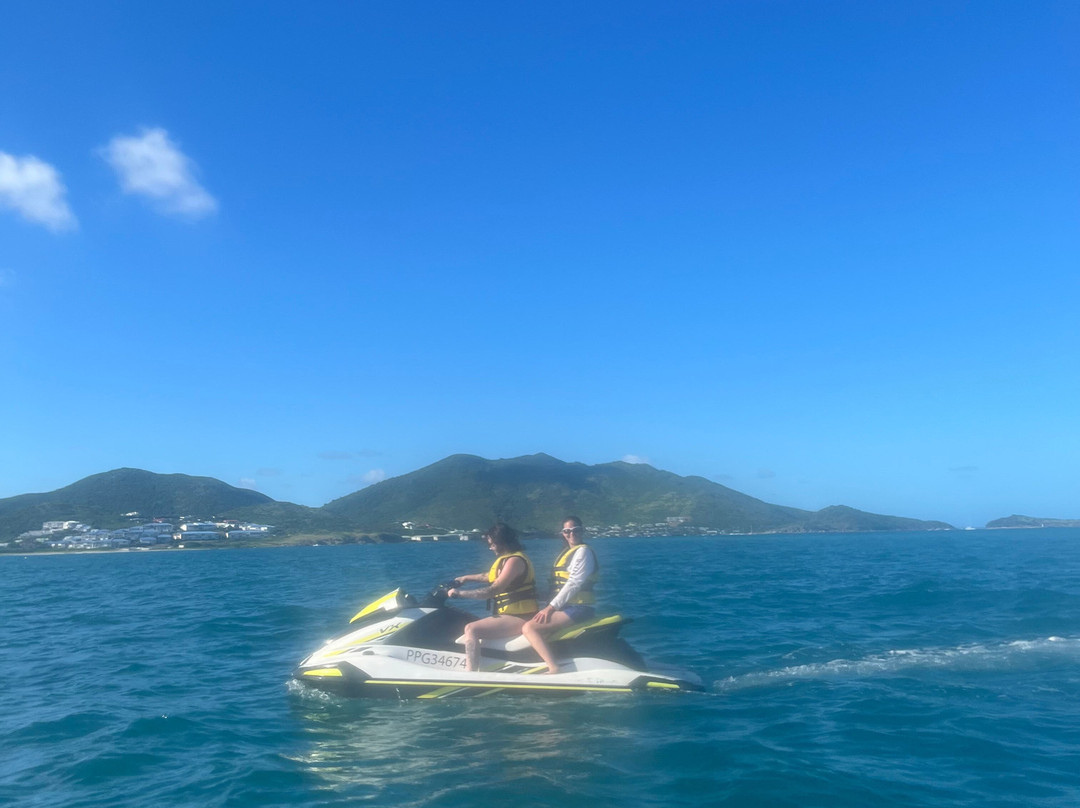 Bikini Watersports-东方湾必去景点