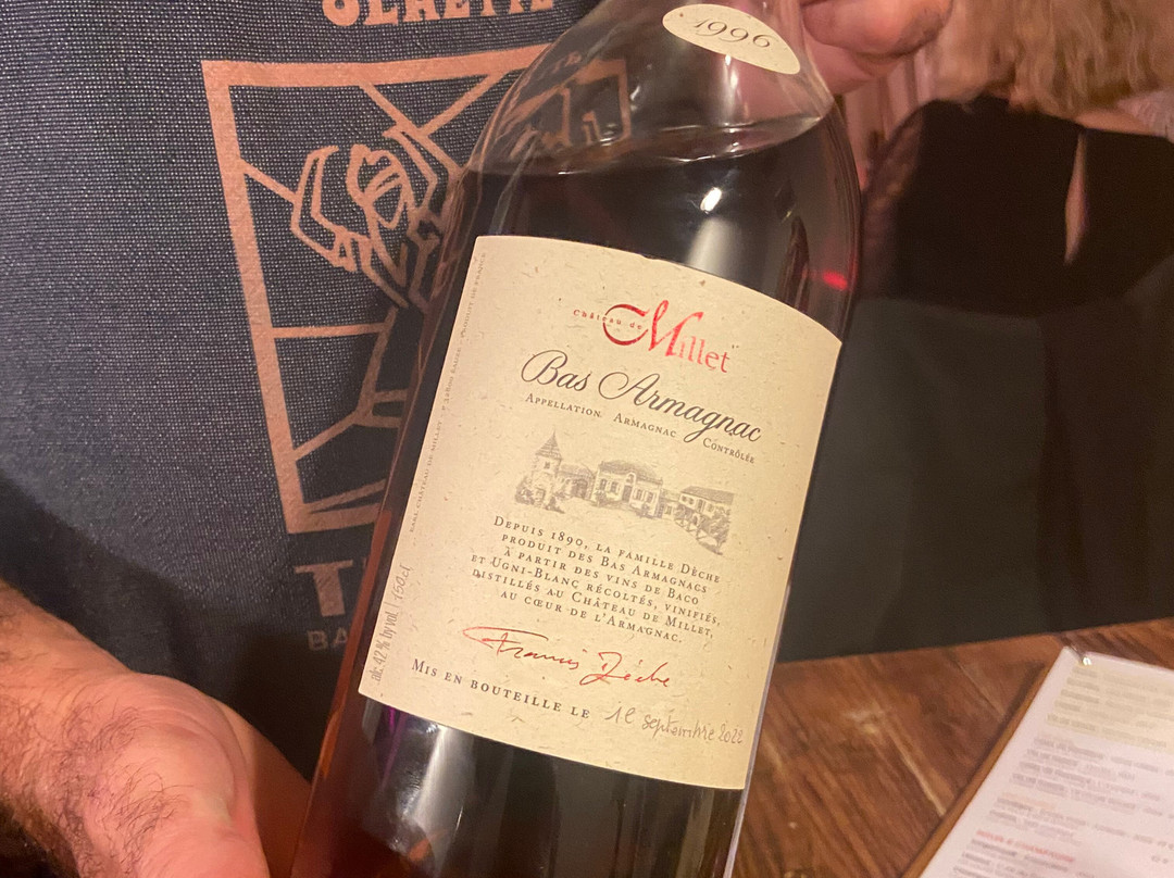 Trabenia Hôtel Restaurant主图