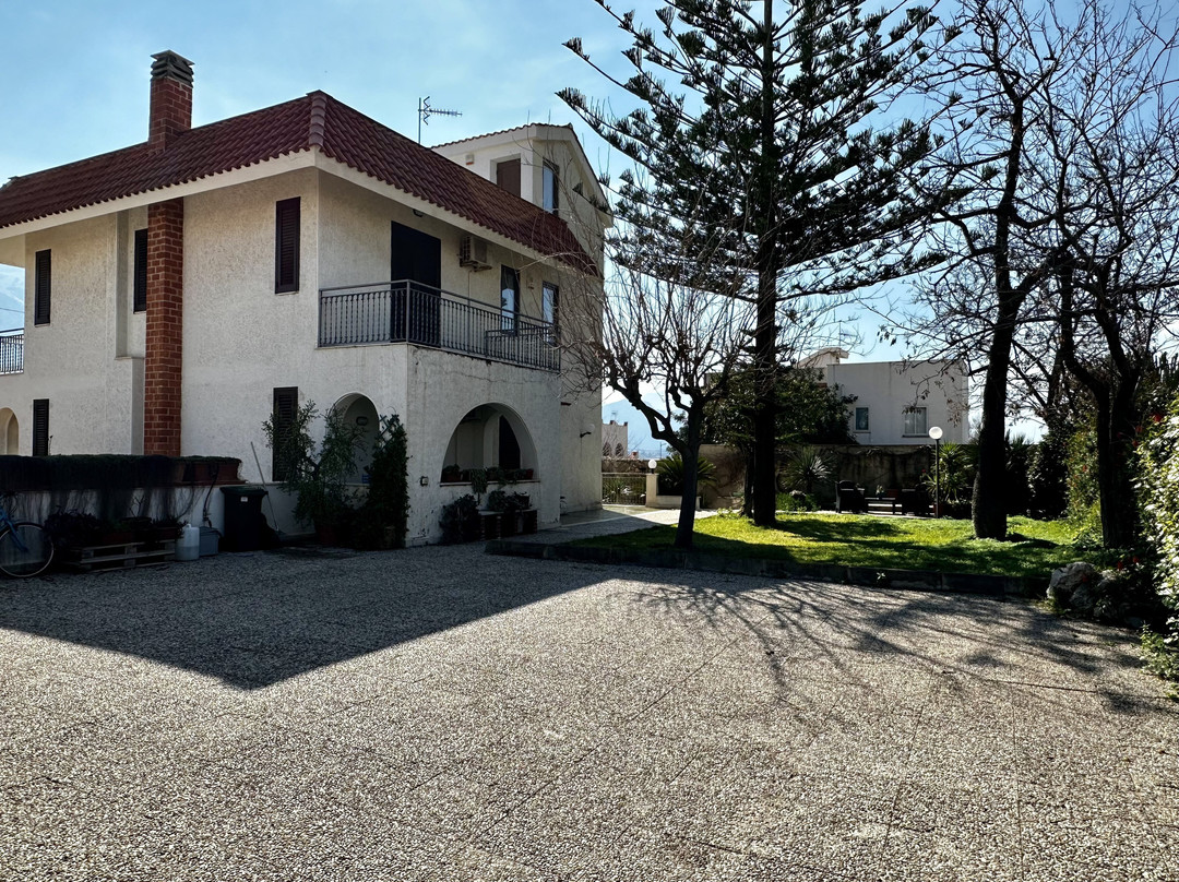 Isola Delle Femmine酒店住宿-Garden House Alla Torre