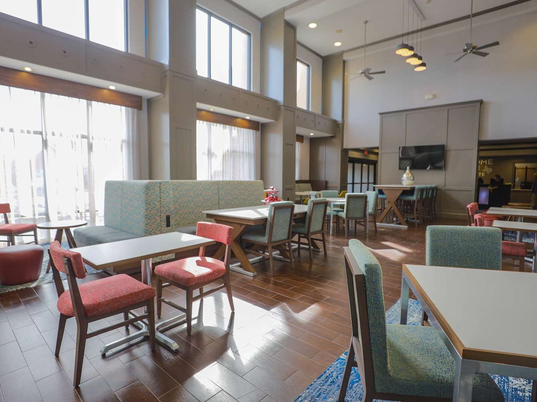 Bay City酒店住宿-贝伊市汉普顿套房酒店